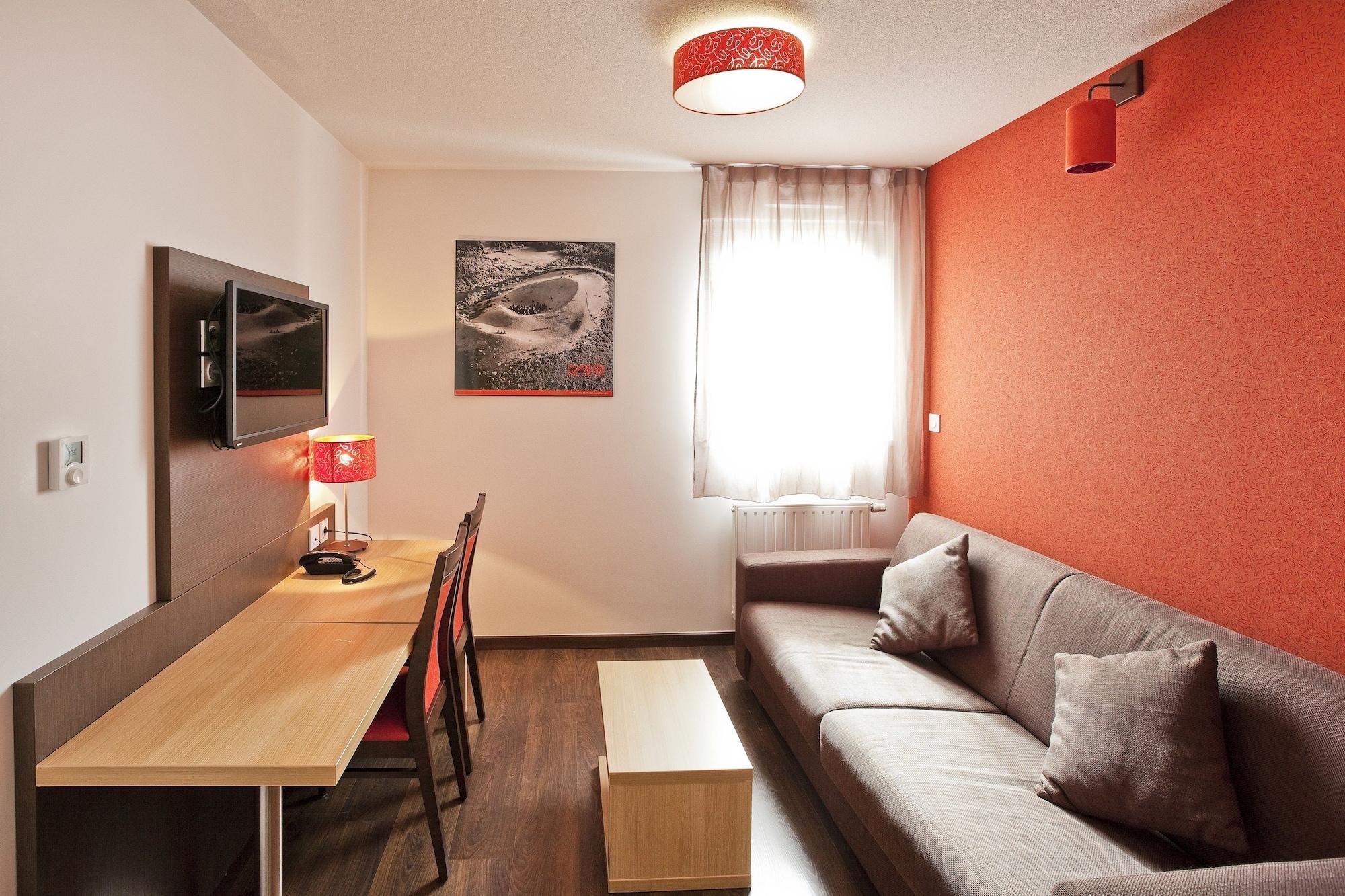 Privilodges Carre De Jaude Aparthotel 3*