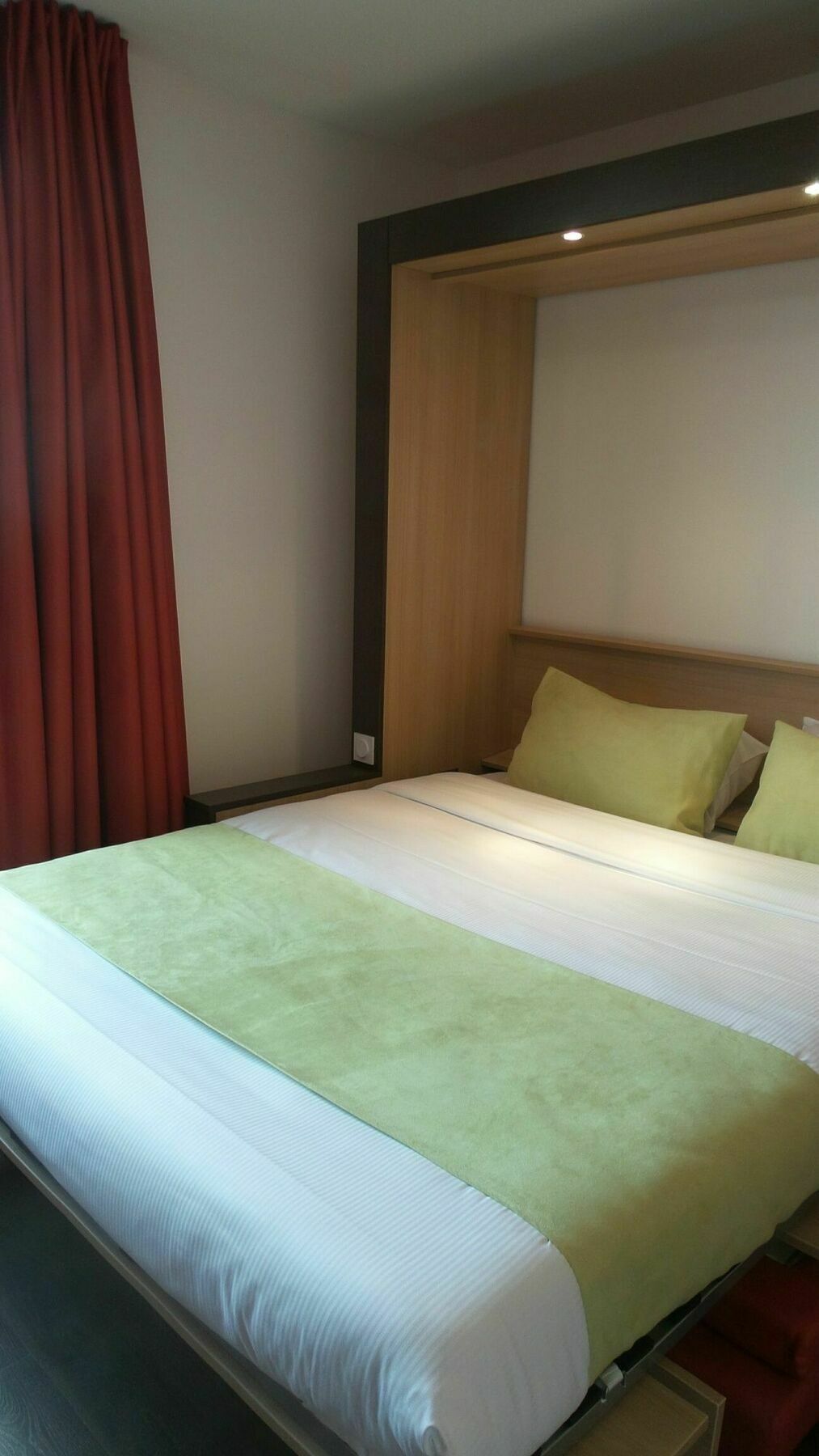 Privilodges Carre De Jaude Aparthotel
